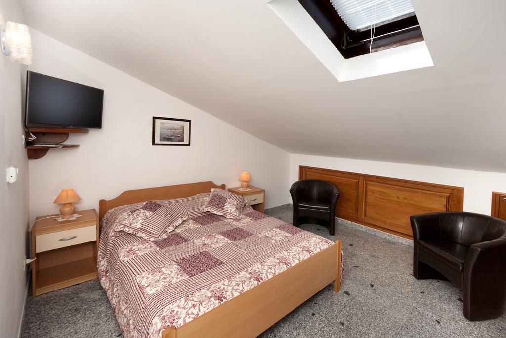 Apartments Prekalj Porec Bilik gambar