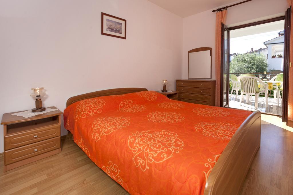 Apartments Prekalj Porec Bilik gambar
