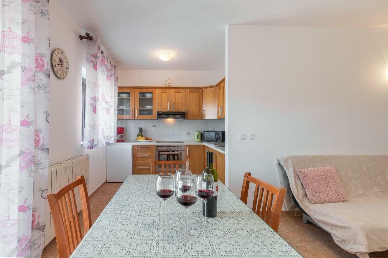 Apartments Prekalj Porec Luaran gambar