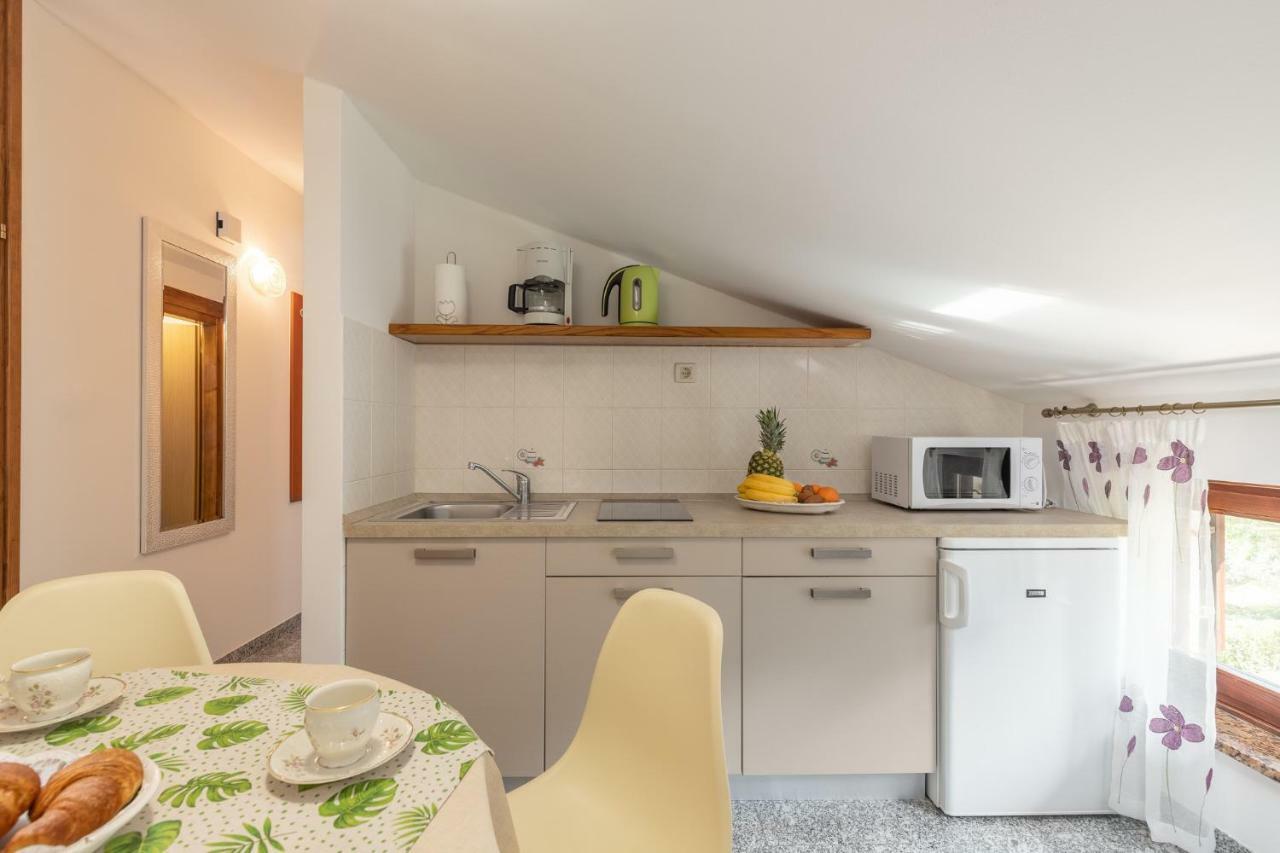 Apartments Prekalj Porec Luaran gambar